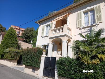MAISON BOURGEOISE à Saint-Laurent-du-Var - Photo 1