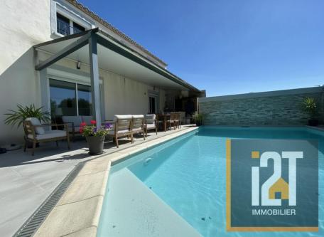 MAISON FAMILIALE AVEC PISCINE à Nîmes - Photo 1