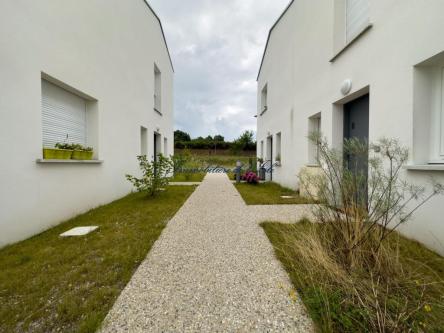 MAISON RÉSIDENTIELLE à Mérignac - Photo 1