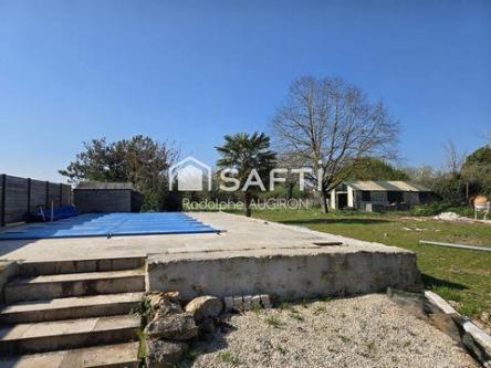 MAISON RESTAUREE AVEC PISCINE à Orléans - Photo 1