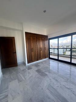 MAJESTUOSO APARTAMENTO EN RENTA en Santiago - Imagen 5