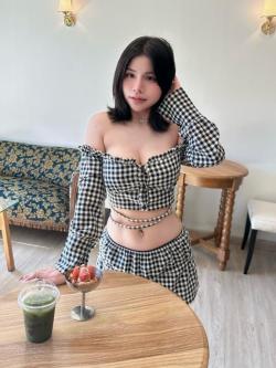 MASSAGE AND SEX69 SERVICES AVAILABLE. in Palangkaraya - Image 3
