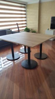 MESA CUADRADA - PERFECTO PARA OFICINAS Y NEGOCIOS en Cayambe - Imagen 2