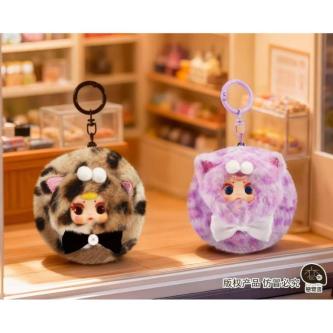 MM Lukky Meow Mirror Use Fashion Code-Keychain Random Box in North-Eastern Islands - Image 1
