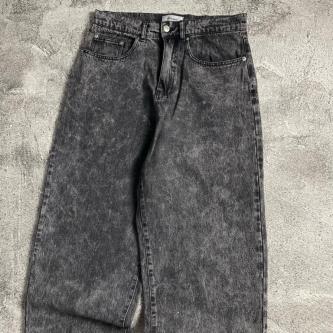 MONOMART GREY WASH HIGHWAIST JEANS in Subang Jaya - Image 1
