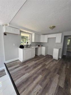 Maiden Ln, Hudson, Home For Rent in Spring Hill - Image 1