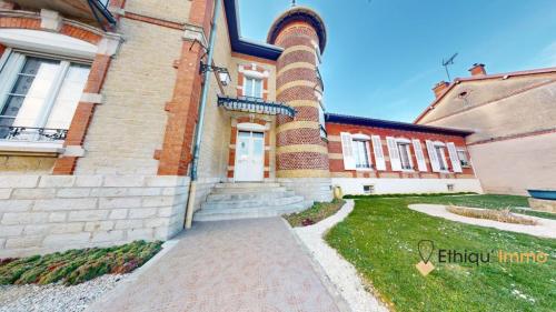 Maison bourgeoise à Troyes - Photo 1