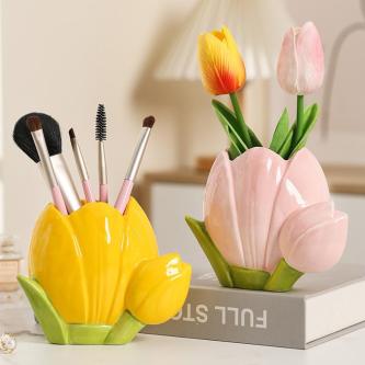Makeup brush storage container, cute pink brush storage … in Novena - Image 1