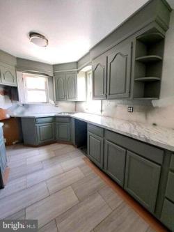 Maple St, Wilmington, Home For Rent in Wilmington - Image 1