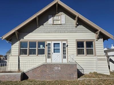 Maple St in Cheyenne - Image 1