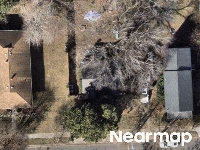 Mapleton Ave in Norfolk - Image 1