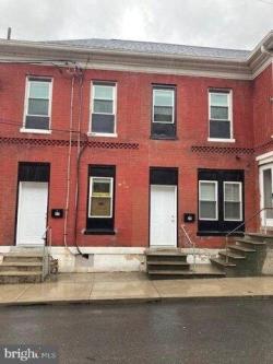 Marble St, Lewistown, Home For Rent in Altoona - Image 1