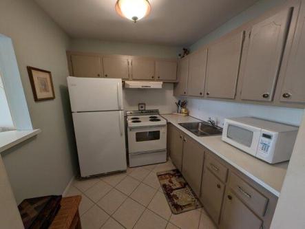 Markham T Unit,deerfield Beach, Condo For Rent in Pompano Beach - Image 1