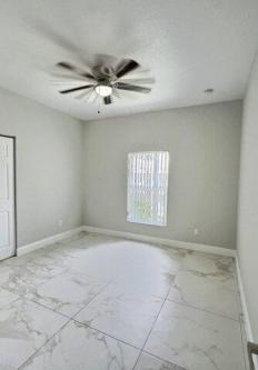Martin Ave, Greenacres, Home For Rent in Kendall - Image 1