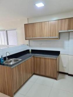 Matandang Balara, Quezon, House For Rent in Pansol - Image 1