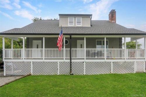 Meadow St, Goldens Bridge, Home For Rent in Danbury - Image 1