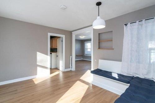 Mechanic St, South Kingstown, Home For Rent in Warwick - Image 1