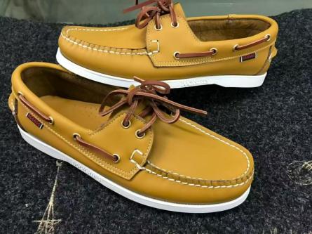 Men Sebago dockside loafers in Nairobi - Image 1