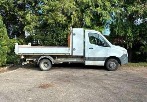 Mercedes Sprinter à Saint-Quentin - Photo 1