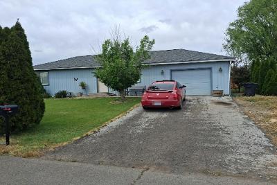 Merlot St in Yakima - Image 1