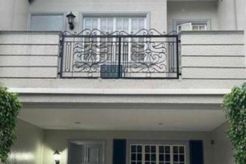 Merville, Paranaque, Townhouse For Rent in Western Bicutan - Image 1