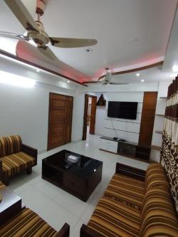 Modern Furnished 4BHK Flat Rent in Bashundhara R/A in Dhaka - Image 2