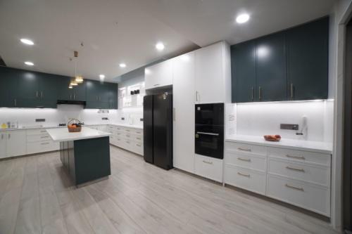 Modern Kitchen Designs in Pune - Image 1