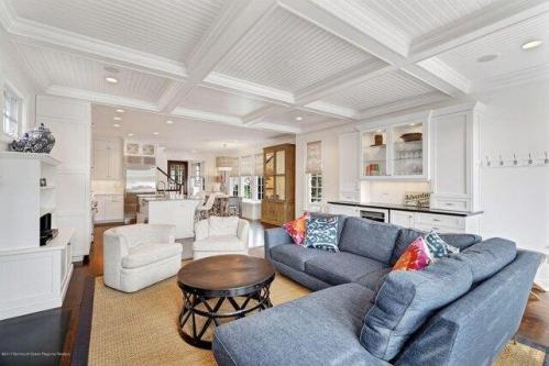 Monmouth Ave, Spring Lake, Home For Rent in Howell Township - Image 1