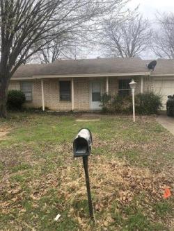 Montclair Pl, Denton, Home For Rent in Denton - Image 1