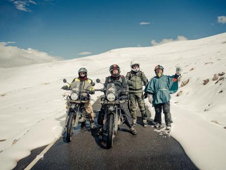 Motorbike Rentals Bhuntar-Best Rentals Service in Jāmb - Image 5