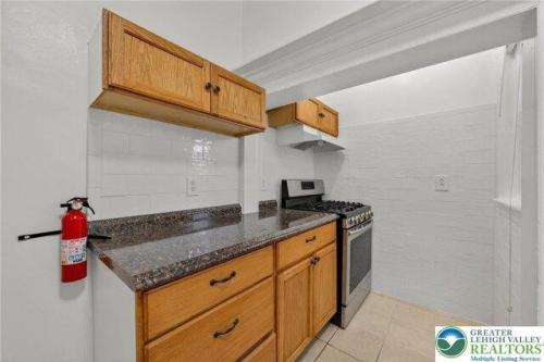 N Th St, Allentown, Home For Rent in Allentown - Image 1