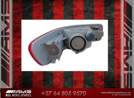 NEW MITSUBISHI OUTLANDER RIGHT BUMPER LIGHT – FOR SALE! in Pretoria - Image 2