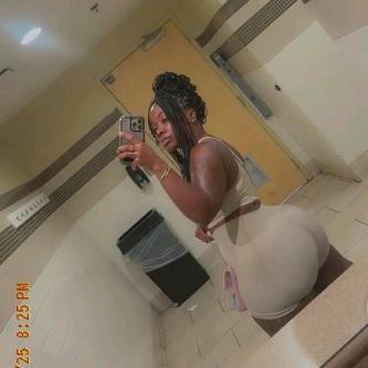 NEWLADY AVAILABLE IN ASUOYRBOA e in Kumasi - Image 1