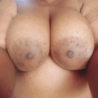 NEWLADY AVAILABLE IN LABADI b in Accra - Image 1