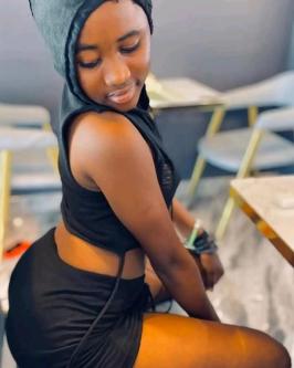 NEWLADY AVAILABLE IN SUNYANI R in Sunyani - Image 1
