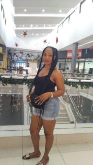 Naughty baddies available for hookup in Taifa - Image 2