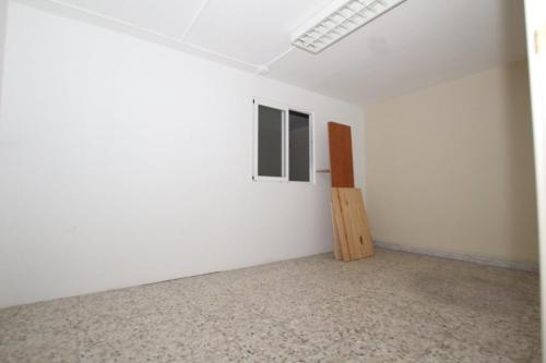 Nave industrial con parcela edificable en Tudela - Imagen 1