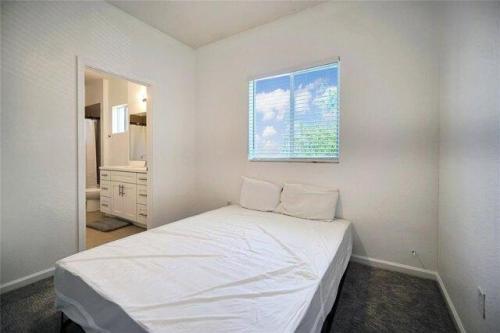 Ne Th Pl Unit,deerfield Beach, Home For Rent in Pompano Beach - Image 1