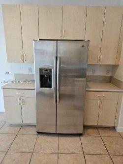 Ne Th Rd Unit,homestead, Home For Rent in Homestead - Image 1
