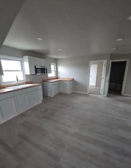 Nice Apartment Available — Clean, Spacious & Perfectly Located in South Bend - Image 5