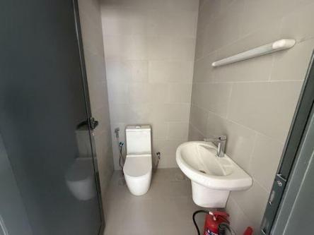 No Agent | High Ceilings | For Rent in DIP 2 in Dubai - Image 1