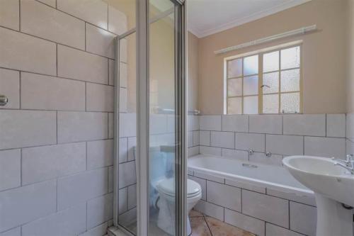 Northgate Flat for Rent in Randburg - Image 5