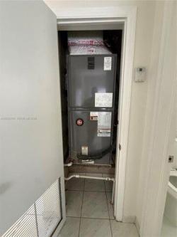 Nw Nd Ter, Miami, Home For Rent in Miami - Image 1