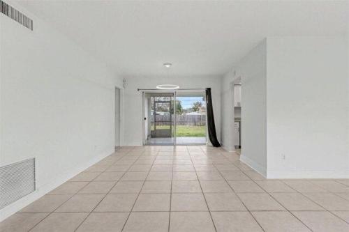 Nw Th Pl Unit,plantation, Home For Rent in Sunrise - Image 1