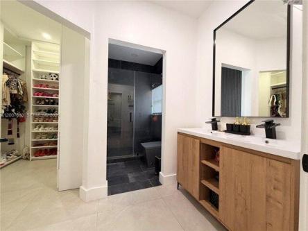 Nw Th St, Homestead, Home For Rent in Clearwater - Image 1