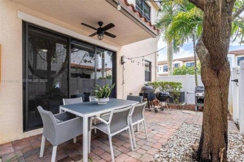 Nw Th Way Unit,pembroke Pines, Home For Rent in Hialeah - Image 1