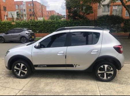 OFERTA RENAULT STEPWAY 2018 en Cali - Imagen 4