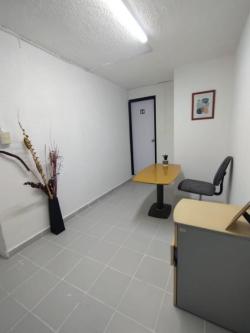 OFICINA CON SANITARIO PROPIO EN RENTA A BUEN PRECIO -. en Tláhuac - Imagen 1