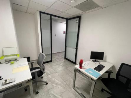 OFICINA PARA 4 PERSONAS EN ZONA AMÉRICAS en Zapopan - Imagen 5