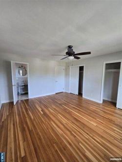 Oakdene Ave Unit,ridgefield, Home For Rent in North Bergen - Image 1